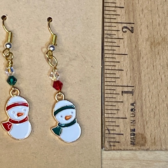 Christmas Holiday Snowmen Dangle Earrings - Picture 3 of 5